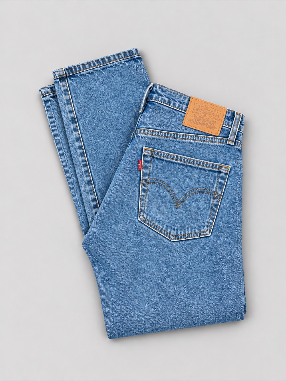 Levi's Ribcage Straight-Leg Jeans in Medium Blue